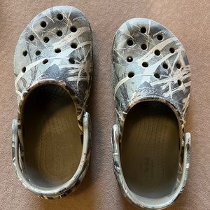 Boys Crocs size 11c